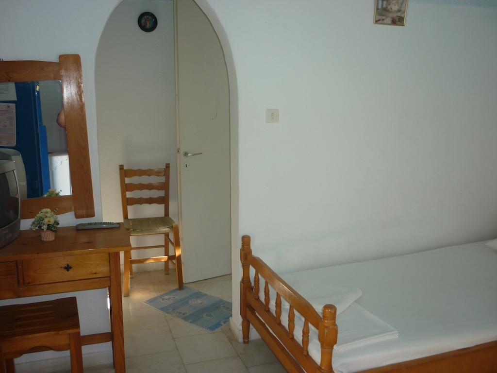 Agios Antonios Hotel Perissa  Phòng bức ảnh