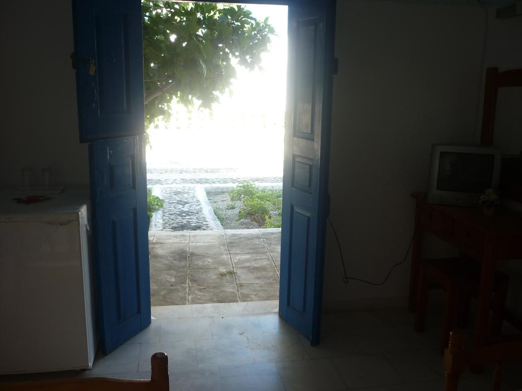 Agios Antonios Hotel Perissa  Ngoại thất bức ảnh